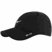 Featherlight Cap by Nike schwarz